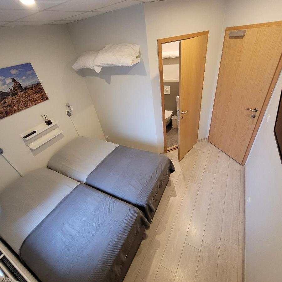 B&B Guesthouse - Bed And Breakfast Keflavik Centre Dış mekan fotoğraf