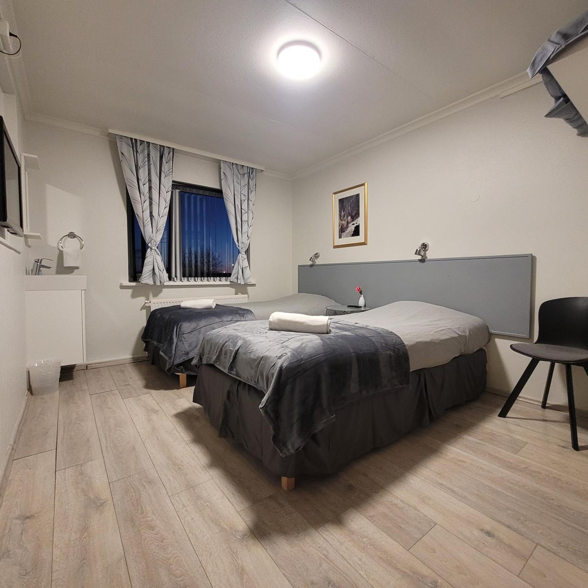 B&B Guesthouse - Bed And Breakfast Keflavik Centre Dış mekan fotoğraf