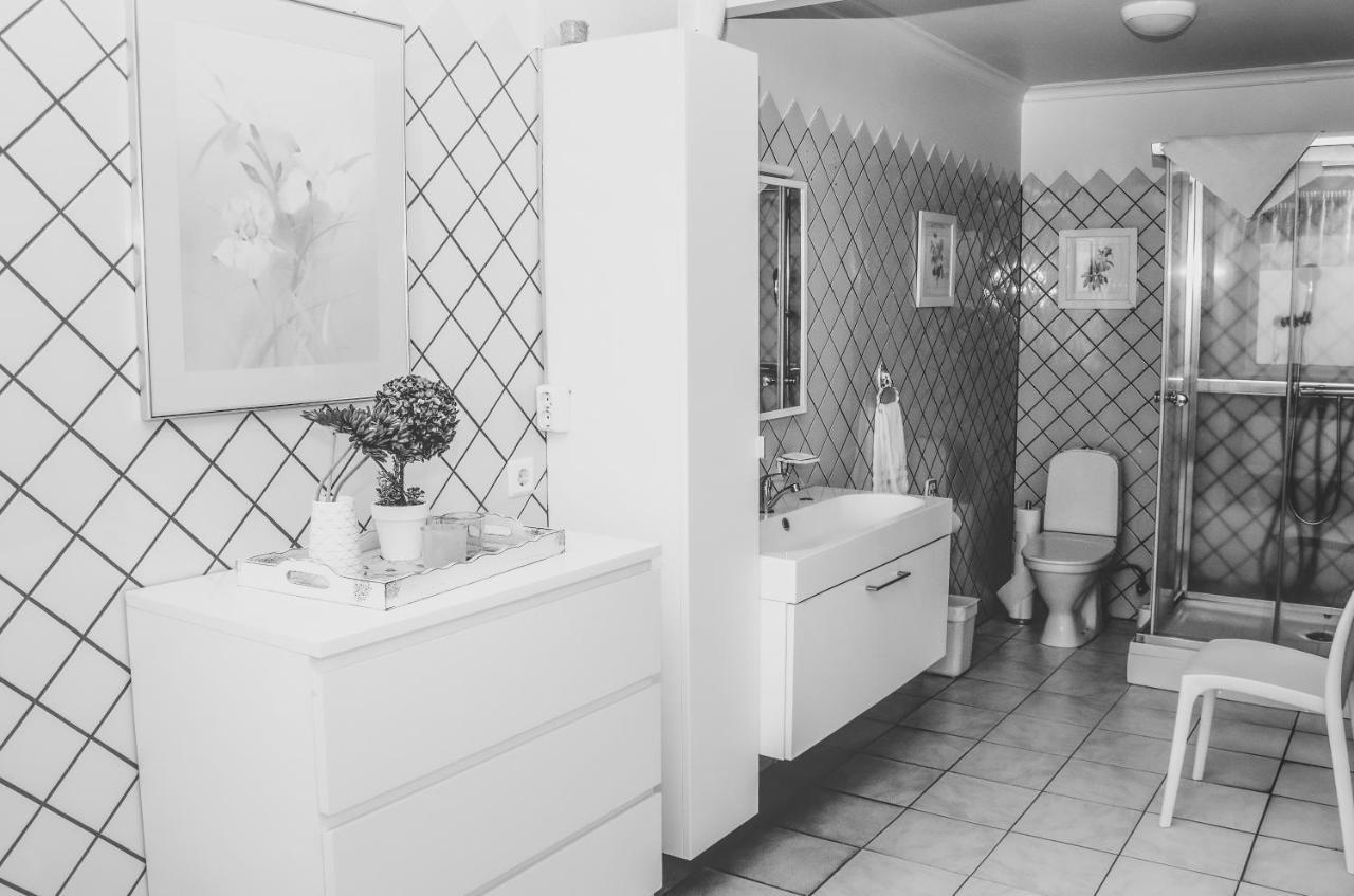 B&B Guesthouse - Bed And Breakfast Keflavik Centre Dış mekan fotoğraf